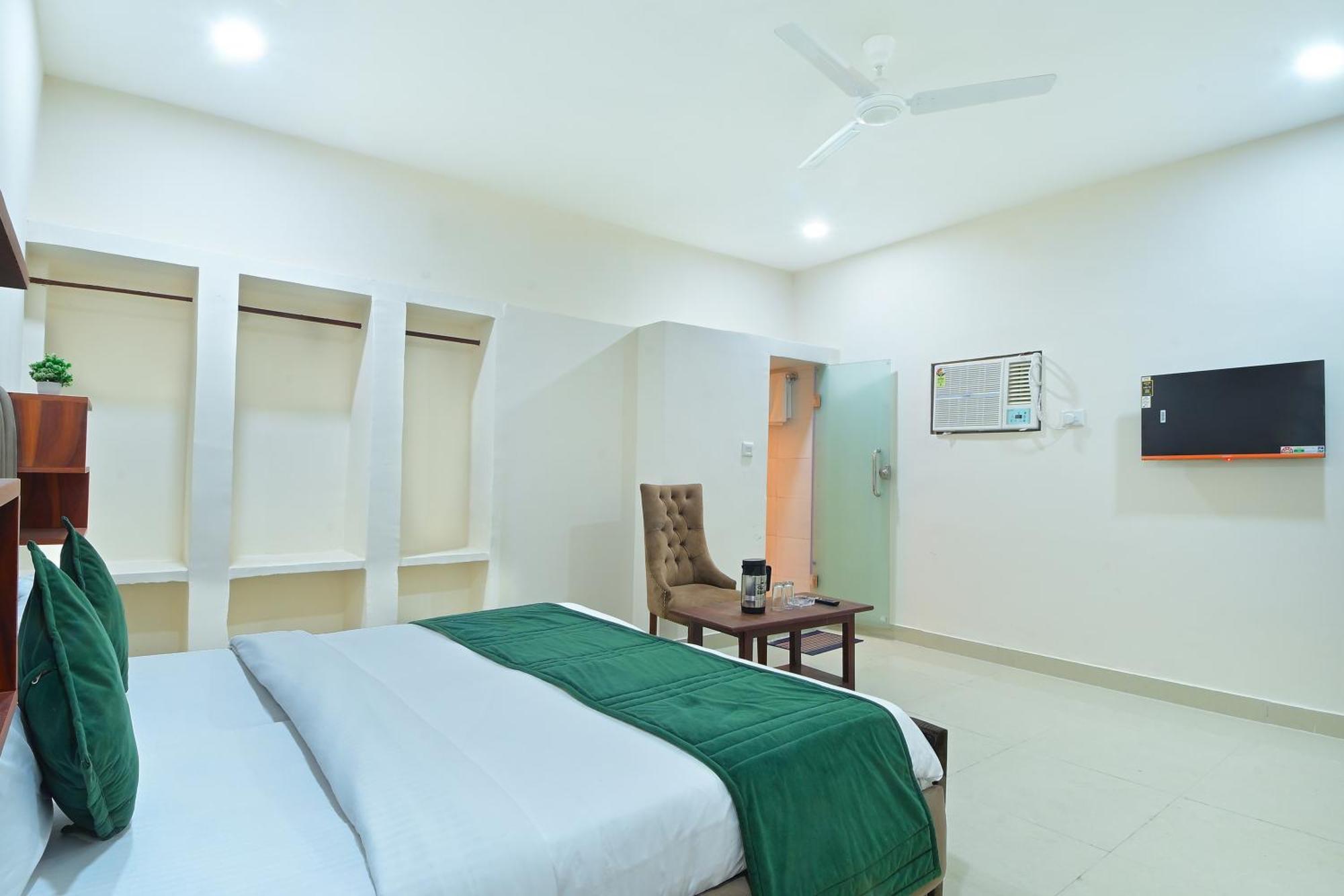 Chowdhry Tourist Lodge - New Delhi Railway Station - 2 Minutes Walk Luaran gambar