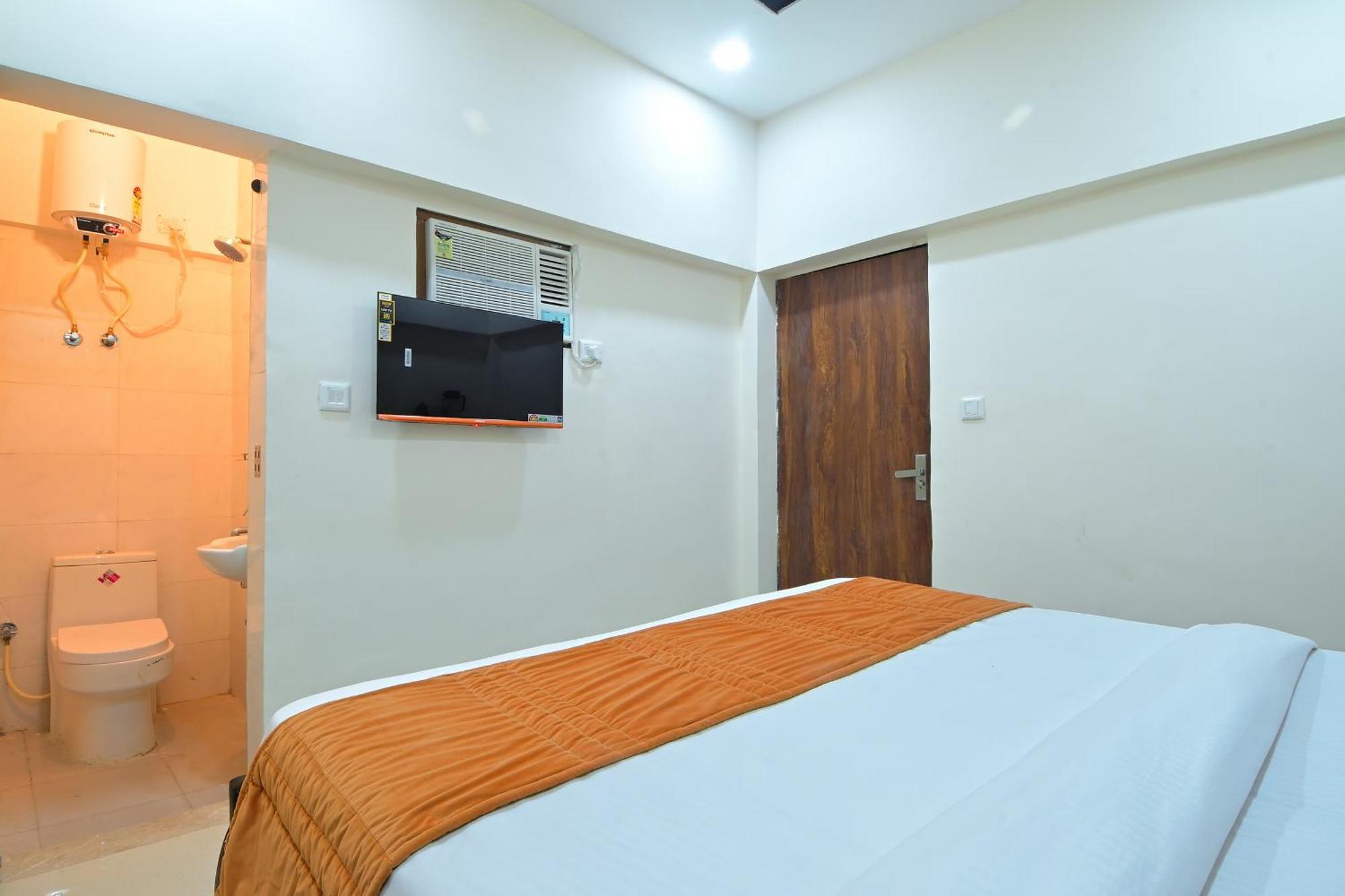 Chowdhry Tourist Lodge - New Delhi Railway Station - 2 Minutes Walk Luaran gambar