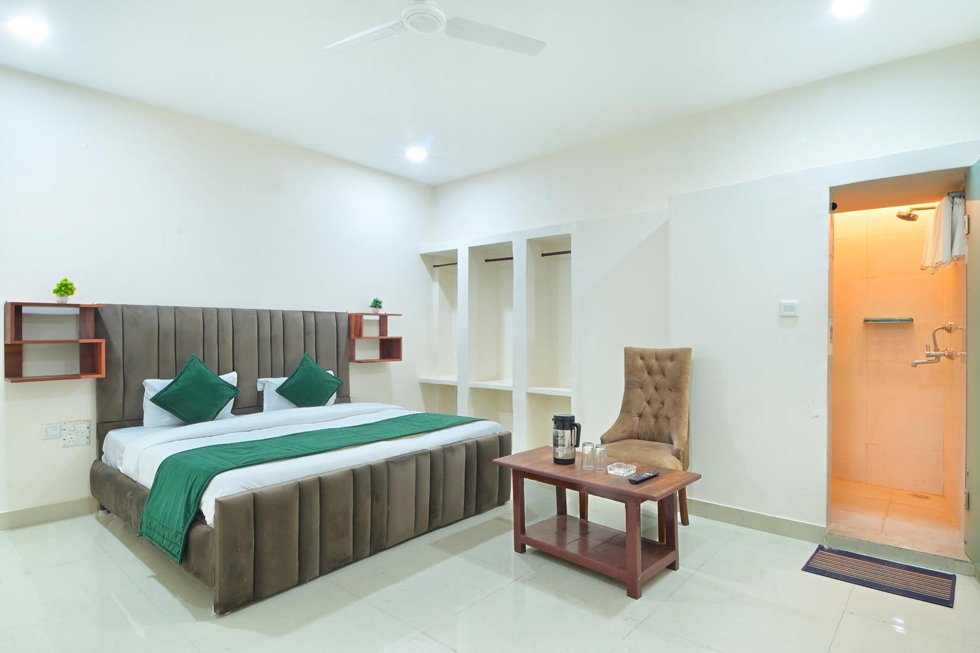 Chowdhry Tourist Lodge - New Delhi Railway Station - 2 Minutes Walk Luaran gambar