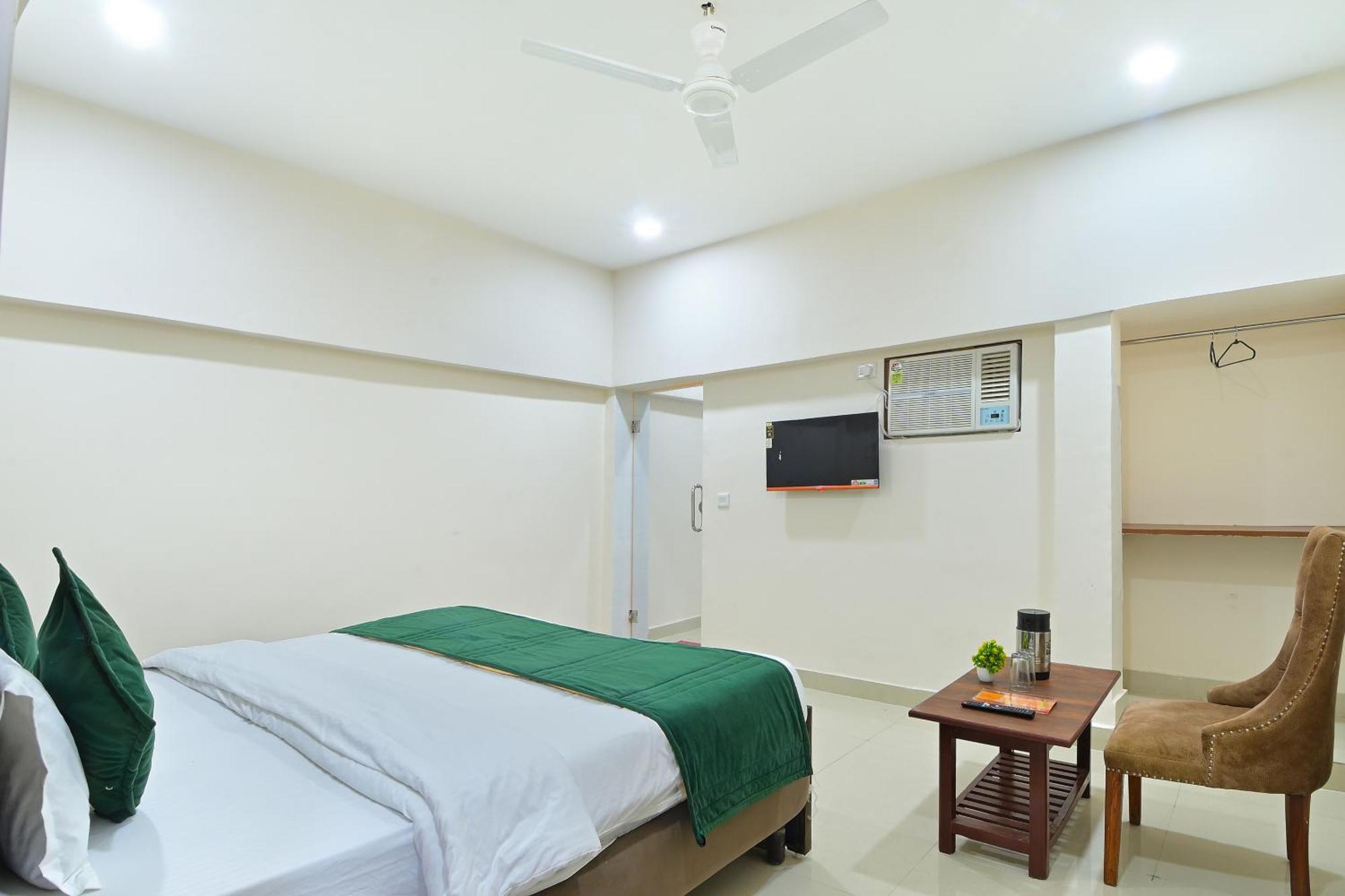 Chowdhry Tourist Lodge - New Delhi Railway Station - 2 Minutes Walk Luaran gambar